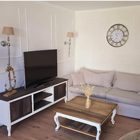 2 Schlafzimmer 公寓 Großenbrode